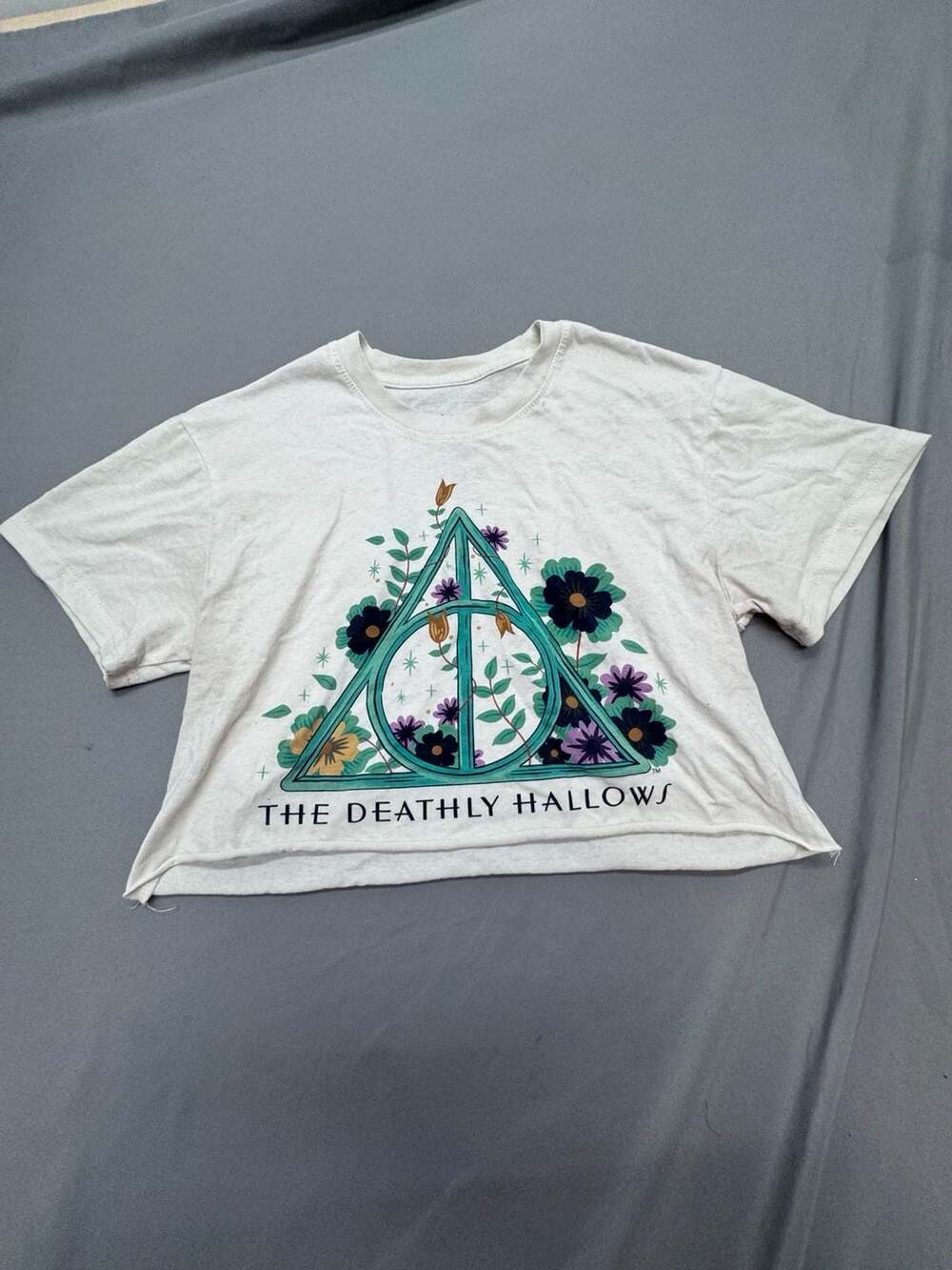 Harry Potter The Deathly Hallows Graphic Tee Size S White Floral Crop Top